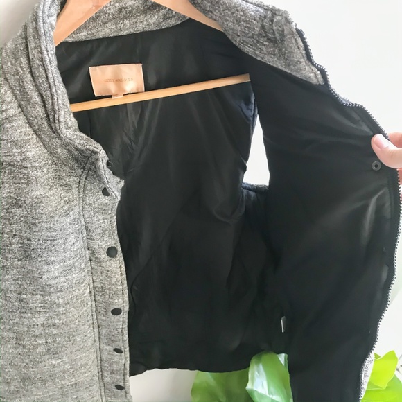 Anthropologie Skies Are Blue Puffer Vest Gray L - Picture 5 of 5